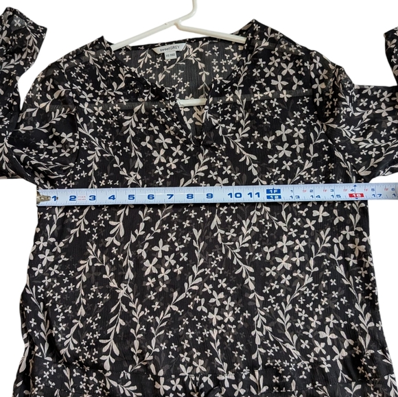 Black & White Floral Sheer Long Shirt Blouse XS - Picture 10 of 12
